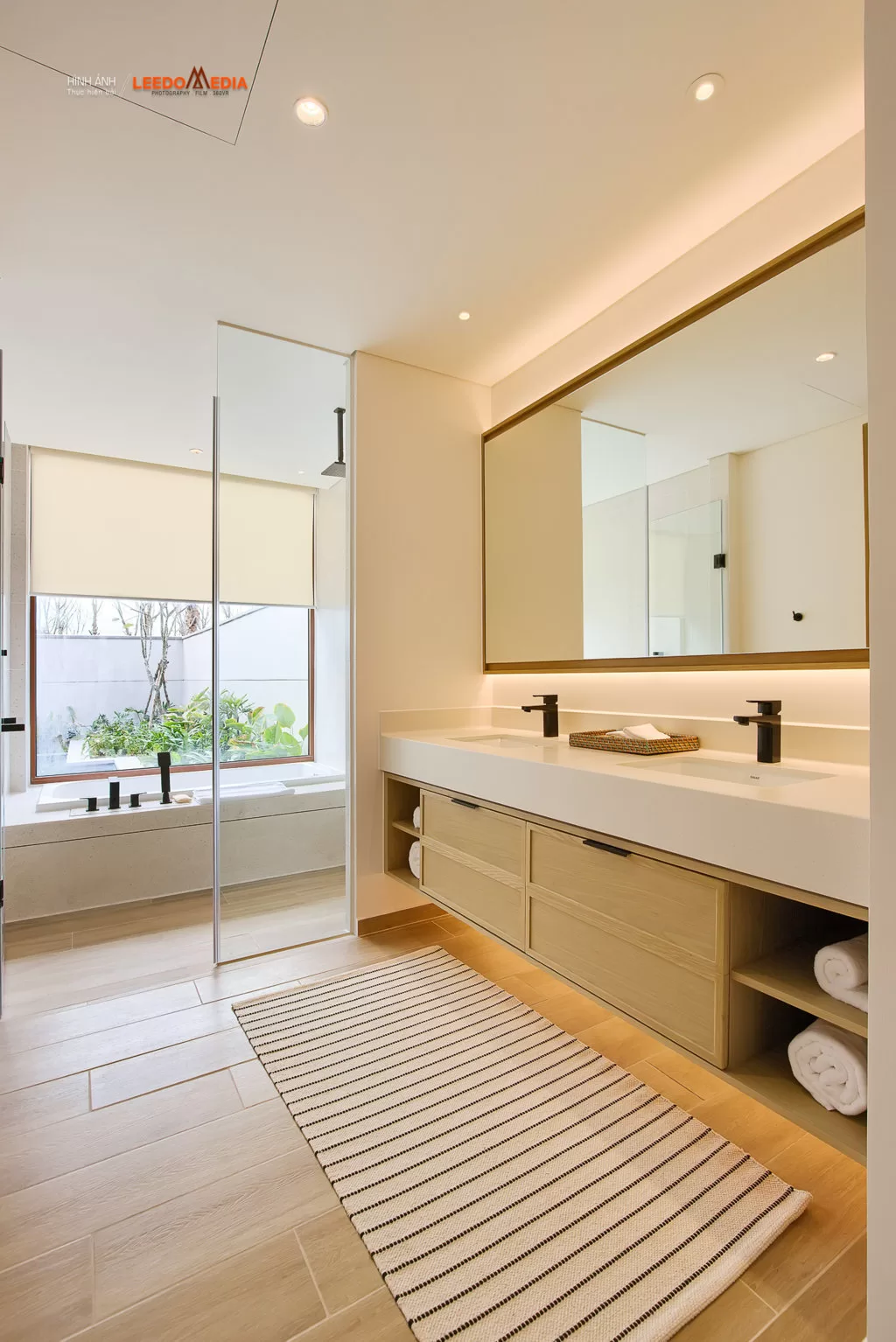 chụp ảnh nhà mẫu Đà Lạt, dịch vụ chụp ảnh bất động sản Đà Lạt, chụp hình kiến trúc chuyên nghiệp, LEEDO MEDIA, chụp ảnh nội thất dự án, báo giá chụp hình nhà mẫu, nhiếp ảnh gia bất động sản Đà Lạt, chụp ảnh villa nhà mẫu, tour 360 nhà mẫu Đà Lạt.