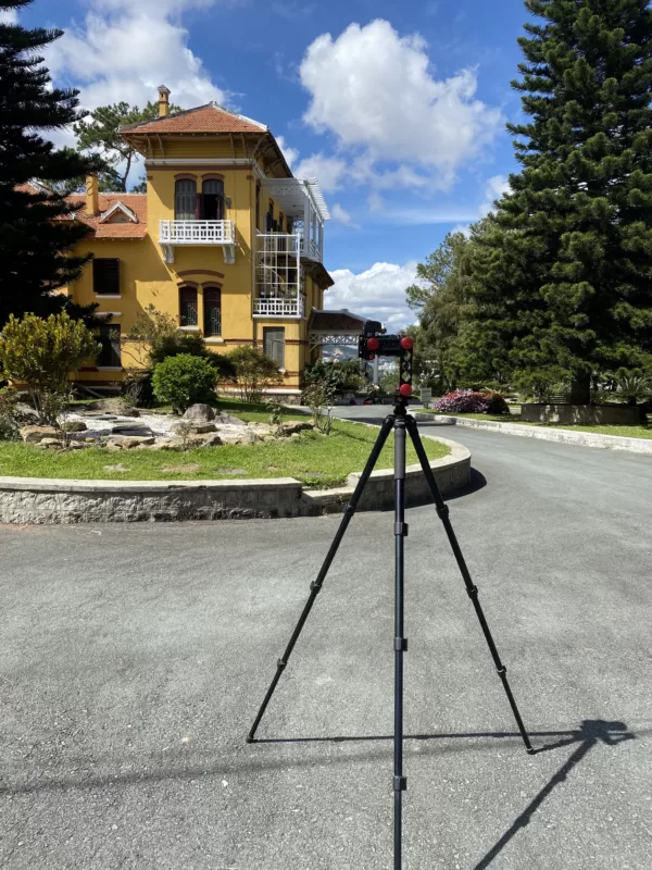 chụp ảnh villa Đà Lạt, chụp hình biệt thự Đà Lạt, dịch vụ chụp ảnh kiến trúc sang trọng, LEEDO MEDIA, báo giá chụp ảnh villa, chụp hình nội thất biệt thự, thợ chụp ảnh kiến trúc Đà Lạt, chụp ảnh nghỉ dưỡng cao cấp, nhiếp ảnh gia villa.